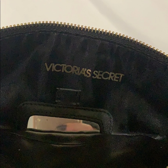 VS Gold Sparkle Foldover Clutch - Picture 5 of 5